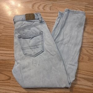 American Eagle Outfitters - MOM JEAN - Size 00 Extra Short